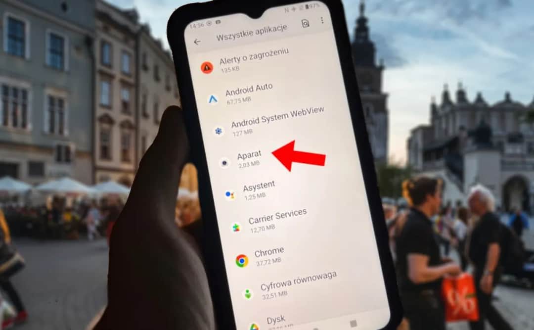 Jak skutecznie sprawdzić i naprawić aparat w telefonie – proste kroki i porady
