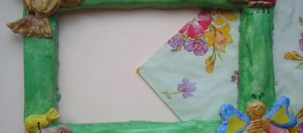 Jak zrobić ramkę na zdjęcia z makaronu - łatwe kroki i porady