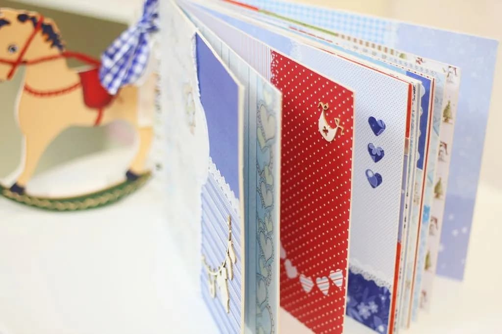 Jak zrobić ręcznie robiony album na zdjęcia, który zachwyci każdego